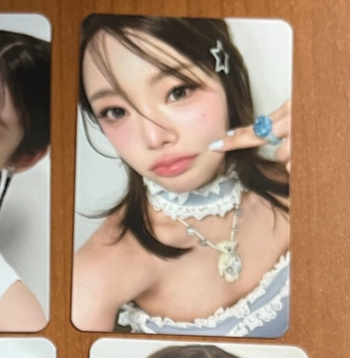 Carte photo officielle KEENA Fifty Fifty « Day &amp; Night »_Kpop authentique - $6.98