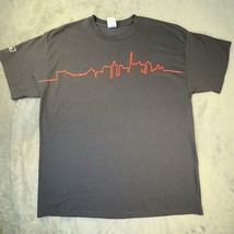 Vintage Y2K Style Las Vegas Nevada T-Shirt Pulse Of Vegas Size mens XL D... - $12.99