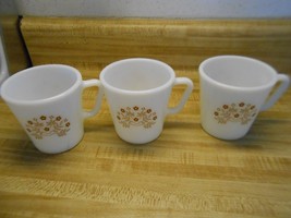 pyrex mugs with brown/tan daisy pattern lot of 3 microwave safe mugs - $13.95
