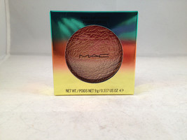 MAC Cosmetics Wash &amp; Dry Collection High-Light Powder Freshen Up highlig... - £57.43 GBP