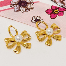 Perfect Bow And Pearl Earrings - £25.93 GBP