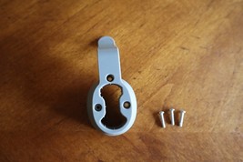Genuine Shark Steam Mop S3601 Replacement Lower Power Cord Wrap Hook OEM... - $124.31 MXN