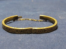 Victorian Hayward Embossed Etched Hinged Bracelet Chain Child Infant Toddler Sz - £58.92 GBP