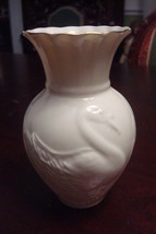 Belleek Ireland Swan Vase 5 1/2&quot; tall, new in box, no certs ORIGINAL - £42.88 GBP