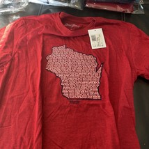 Local Yokal red Wisconsin mens M tshirt - £11.65 GBP