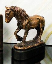 Rustic Western Clydesdale Tinker Mare Horse Pony Figurine With Trophy Base - £52.69 GBP