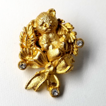 Vintage Christmas Teddy Bear Wreath Bow Leaves Gold Tone Rhinestones Lap... - $9.99