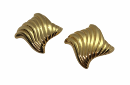 Vintage TAT Earrings Gold Tone Clip Mod Retro Swirl Classiccore 80s - £11.86 GBP