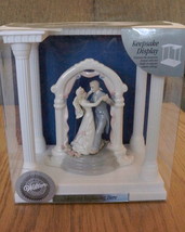 Wilton Wedding Ornament - £9.33 GBP
