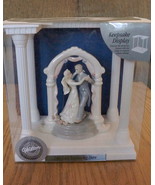 Wilton Wedding Ornament - £9.38 GBP