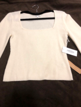 Nwt Reformation Miller Ribbed Cashmere Long Bell Sleeve Sweater Large - £63.25 GBP