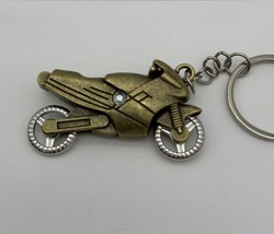 Mens Creative Motorcycle Metal Car Keyring Keychain Ring Gift Gold Silver Fidget - £6.05 GBP