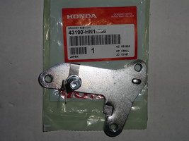 Rear Brake Caliper Bracket OEM Honda TRX400EX TRX400 TRX 400EX 400 EX 99-04 - £14.03 GBP