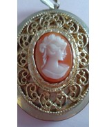 Locket Cameo Vintge Gold Tone 30&#39;S-40&#39;S/Pink 2 &quot; Oval Cameo Pendant Pretty - £21.53 GBP