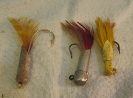 3 Old Vintage Fly Fishing FEATHERS  TAIL Topwater fishing Lures YELLOW RED - £14.38 GBP