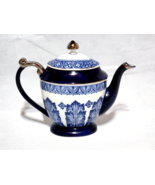 Beautiful BOMBAY COMPANY Asian Theme Teapot With Lid - GRACE Pattern, 4 Cup - $46.13 CAD