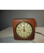 Vintage 1947 General Electric Wood Alarm Clock Model 7H140 Square 5" WORKS! - $24.74