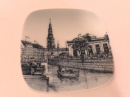 Small B&amp;G Butter Pat Plate Thorvaldsens Museum 9703/706 Bonfile - £7.52 GBP