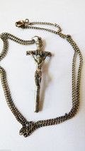 VTG Silver Tone Detailed figural Christian Cross Pendant Italy &amp; Necklac... - £16.34 GBP