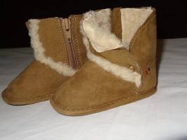 NEW Tommy Hilfiger Tan/off white Crib Shoe Boots Style Lil Gia Infant Sz... - $531.05 MXN