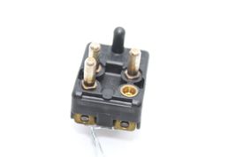 86-93 MERCEDES-BENZ W124 300E Fuse Box Relay F4005 image 4
