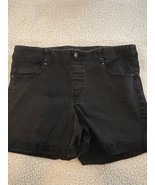 Time &amp; Tru Women&#39;s Shorts Rolled Hem Stretch Black Size XL (16-18) - $16.84 CAD