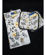 New Home Collection Bumblebee Honeybees Flowers Pot Holders Kitchen Dish... - $15.00