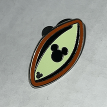 2015 Beach Surfboard Mickey Disney Trading Pin Hidden Mickey - £7.69 GBP
