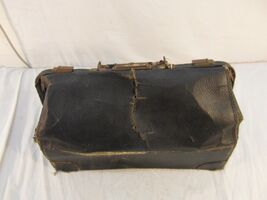 Vintage Leather Old Time Medicine Doctors Carrying Bag Black Very Worn 3... - $90.04