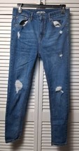Wild Fable Women’s NWOT Skinny Fit Tapered Leg Distressed Jeans Size 14 - £11.00 GBP