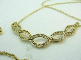 Womans Avon Jewelry Bracelet Necklace Earrings Gold Tone 3pc Set w Box Gift Girl - £15.81 GBP