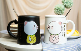 Ebros Pack Of 2 Valentines Love Pigs Black &amp; White Coffee Mugs With Lid &amp; Spoon - £18.82 GBP