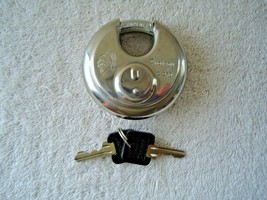 Chateau C 970 Plus Round Padlock With 2 Keys &quot; GREAT MULTI USE ITEM &quot; - $18.69