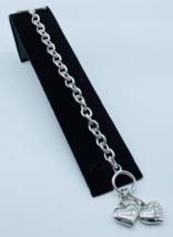 Women&#39;s Charm Chain Bracelet Silver Plated w 2 Puffy Hearts-One w CZ Sto... - £6.22 GBP
