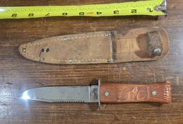 Vintage Imperial Fixed Blade Hunting Knife with Leather Sheath - $29.69