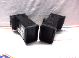 12-13-14-15 CHRYSLER TOWN&COUNTRY CENTER DASH BLACK PAIR AIRVENTS ASSEMBLY W/ATC image 4