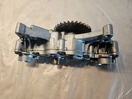 2016 Volvo D13 Diesel Engine Oil Pump 21293523 OEM 20824908 - $4,951.43 MXN
