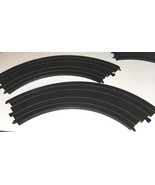 TYCO ROAD RACING- HO SCALE - 9&quot; 1/4 CIRCLE CURVE TRACKS- (2)-   EXC- L233 - $4.99 CAD