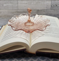 Anchor Hocking Pink Depression Glass Serving Plate Center Handle Ruffled - £10.22 GBP