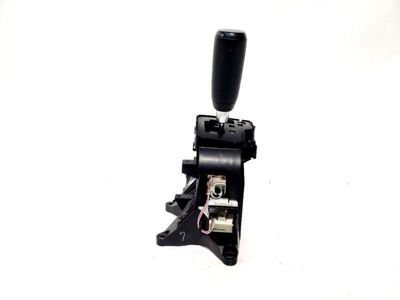 2008 Toyota Sequoia OEM Transmission Shifter Black Item image 4