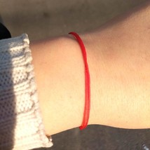 Women&#39;s Simple Thin Lucky Red String Bracelet New Fashion Jewelry Couple... - £10.95 GBP