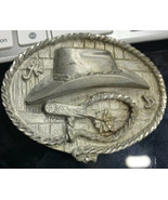Vintage Western CowBoy / Cowgirl Hat Belt Buckle ETC - $411.68 MXN