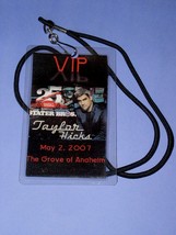 Taylor Hicks Autographed VIP Pass Grove Of Anaheim 2007 - $49.99