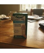 CURAD Truly Ouchless Silicone Bandages for Sensitive Skin (.75&quot; x 3&quot;, 20... - $11.93 CAD