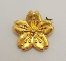 Dogwood Flower Bloom Goldtone Lapel Hat Vest Pin Pinback Floral Tie Tack - £15.42 GBP