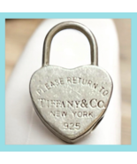 Tiffany &amp; Co. Please Return to Sterling Silver 925 Heart Padlock Charm P... - $2,291.36 MXN