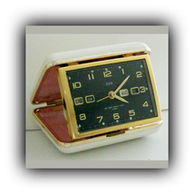 Vintage 70s Elgin Clamshell Mechanical Travel Alarm Clock *Year-Month-Day-Date* - £71.90 GBP