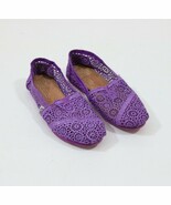 Toms Classic Lavendar Crochet Slip On Flats US 5M - $27.11 CAD