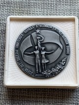 CCCP Times Table Medal In Honor Of 40th Anniversary Of WW2 Victory 1985 - $18.46