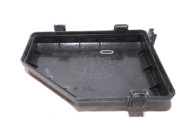 LID/COVER  FOR 2011  BUICK ENCLAVE/ACADIA/W/TOW/  ENGINE BAY /FUSE/RELAY/BOX image 4